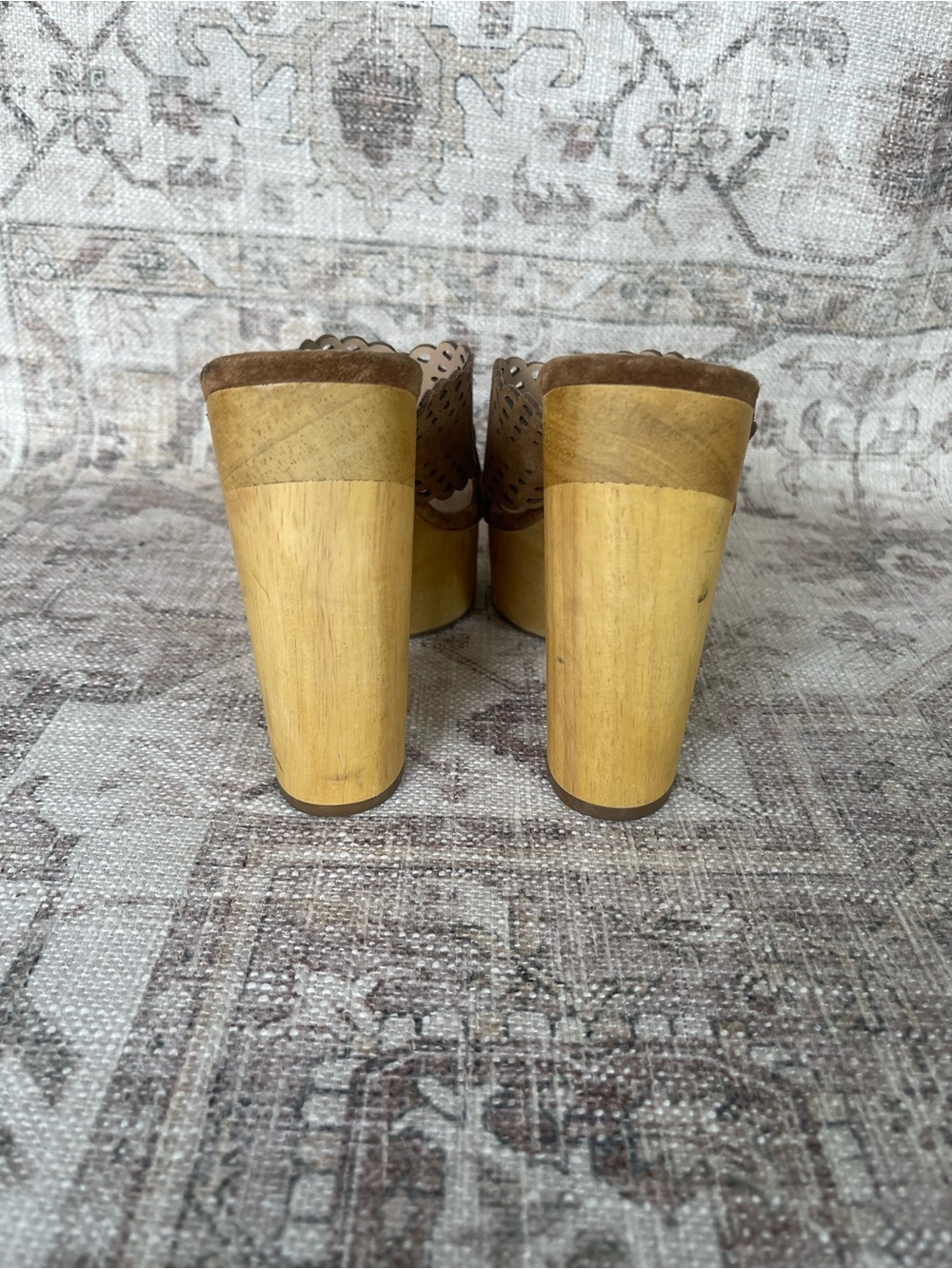 Veronica Beard Brown Scallop Gaynor Platform Sandals - Picture 6 of 8